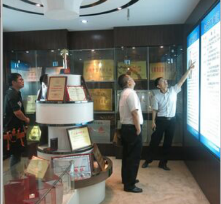 1465629623812612.png blob.png